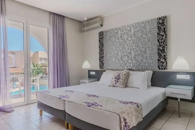Classic Tek Büyük veya İki Ayrı Yataklı Oda, 1 Çift Kişilik veya 2 Tek Kişilik Yatak, Balkon