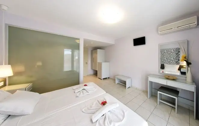 Classic Tek Büyük veya İki Ayrı Yataklı Oda, 1 Çift Kişilik veya 2 Tek Kişilik Yatak, Balkon