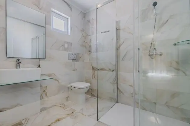 Deluxe Tek Büyük veya İki Ayrı Yataklı Oda, 2 Tek Kişilik Yatak, Balkon