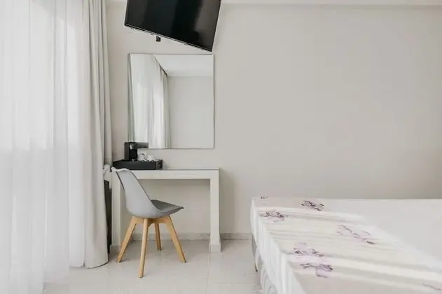 Superior Tek Büyük Yataklı Oda, 1 Çift Kişilik Yatak, Havuz Kullanımı