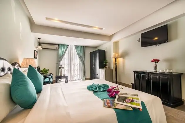 Standard Tek Büyük Yataklı Oda, Şehir Manzaralı