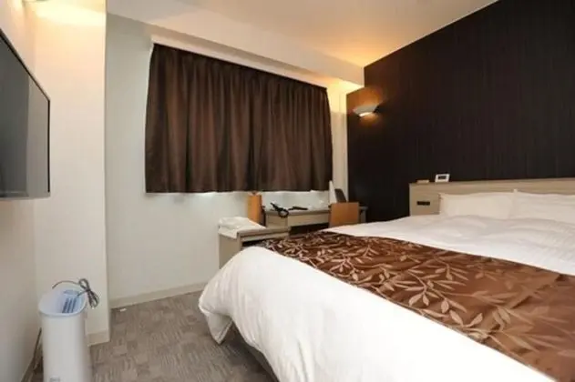 Tek Büyük Yataklı Oda, Sigara İçilmez