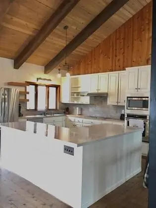 Ev, Birden Çok Yatak (Sunriver Treehouse)