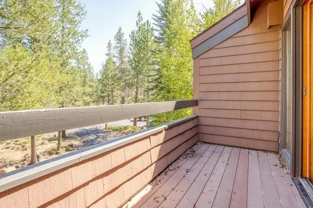 Ev, Birden Çok Yatak (Sunriver Treehouse)