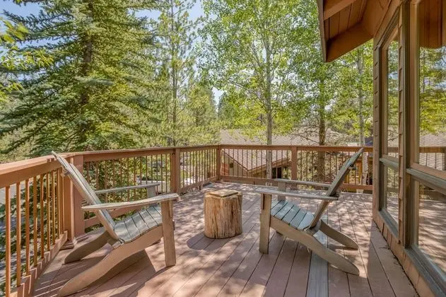 Ev, Birden Çok Yatak (Sunriver Treehouse)