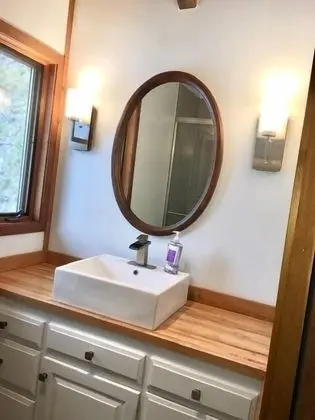 Ev, Birden Çok Yatak (Sunriver Treehouse)