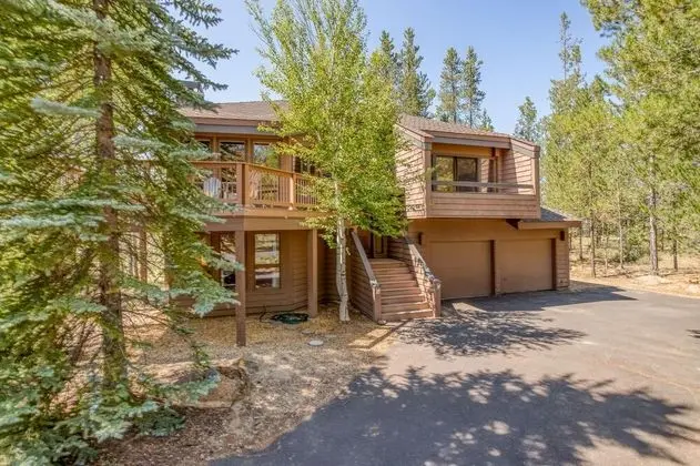 Ev, Birden Çok Yatak (Sunriver Treehouse)