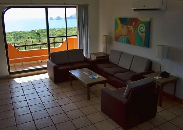 2 Bedroom Condo Ocean View