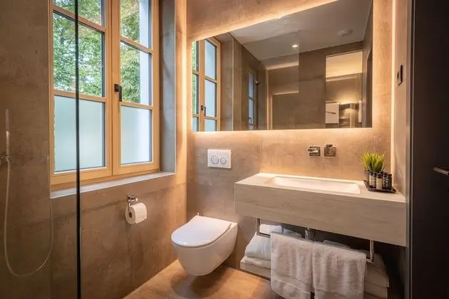 Deluxe Tek Büyük Yataklı Oda (Chestnut Embrace)