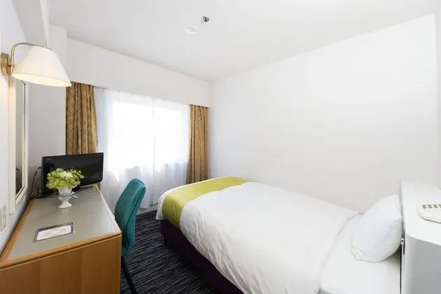 Tek Kişilik Oda, Sigara İçilebilir (B)