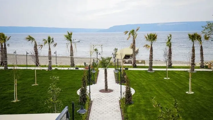 Superior Tek Büyük veya İki Ayrı Yataklı Oda