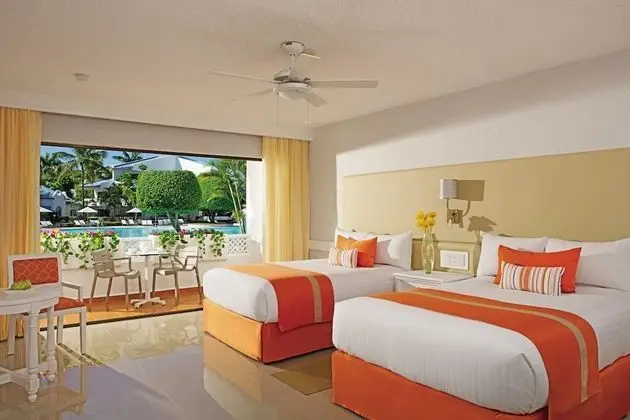 Deluxe King Bed Room