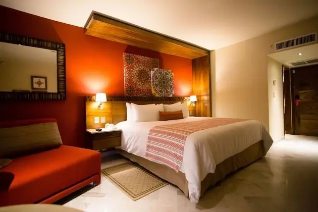 Deluxe Resort View King