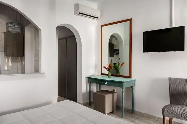 Luxury Oda, 1 En Büyük (King) Boy Yatak ve Çekyat, Deniz Manzaralı