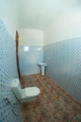 Tek Büyük veya İki Ayrı Yataklı Oda, Özel Banyo