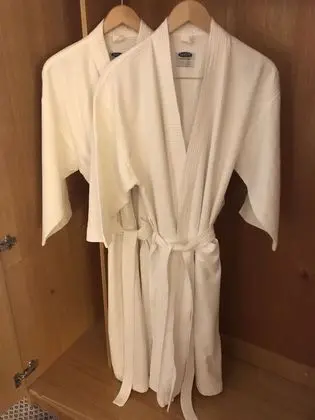 Standard Oda (with Bath)