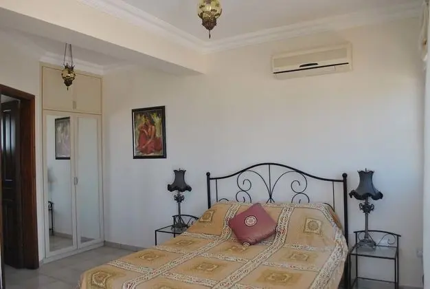 Villa, Sigara İçilmez