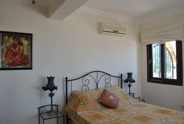 Villa, Sigara İçilmez