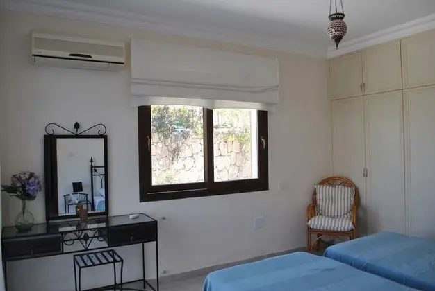 Villa, Sigara İçilmez