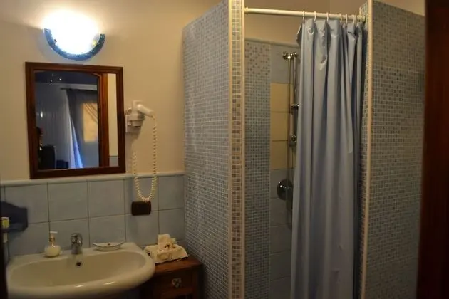 Standard Üç Kişilik Oda