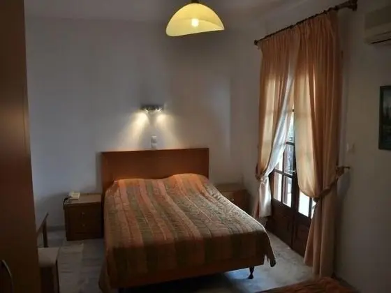 Tek Büyük veya İki Ayrı Yataklı Oda, Deniz Manzaralı