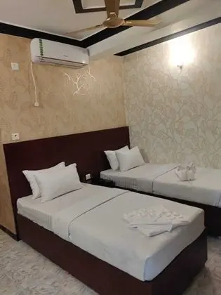 Deluxe Dört Kişilik Oda, 1 Yatak Odası, Sigara İçilebilir, Marina Manzaralı