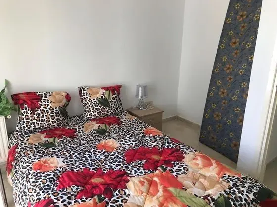 Comfort Apart Daire, 1 Büyük (Queen) Boy Yatak ve Çekyat, Engellilere Uygun, Sigara İçilebilir