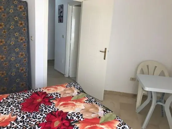 Comfort Apart Daire, 1 Büyük (Queen) Boy Yatak ve Çekyat, Engellilere Uygun, Sigara İçilebilir