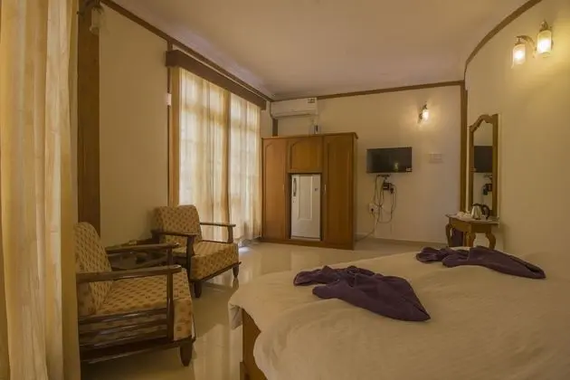 Deluxe Tek Büyük Yataklı Oda