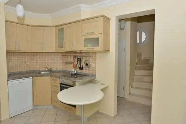 Uc Yatakodalı Apartment Oda