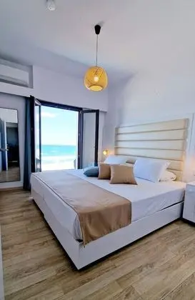 Junior Suite Bedroom & Living Room Sea View