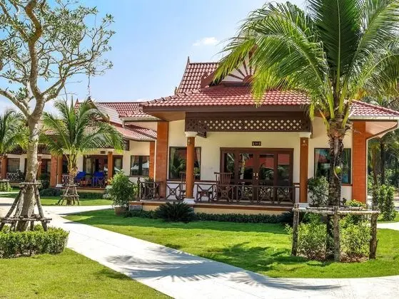 Villa (Sunset Beach Side)