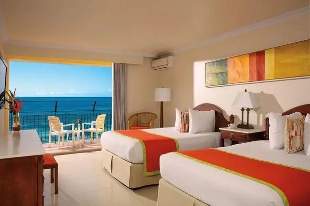 Deluxe Oceanfront