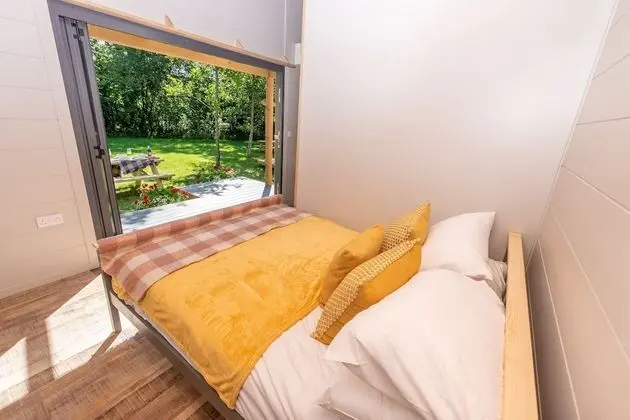 Kulübe, Banyolu/Duşlu