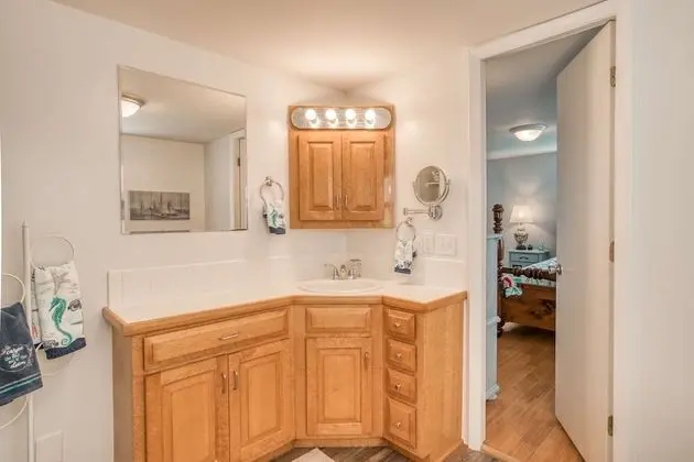 Ev (Sunset Canal Cottage)