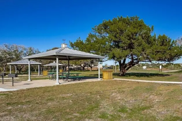 Ev (Sunset Canal Cottage)