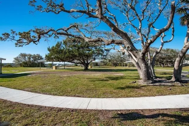 Ev (Sunset Canal Cottage)