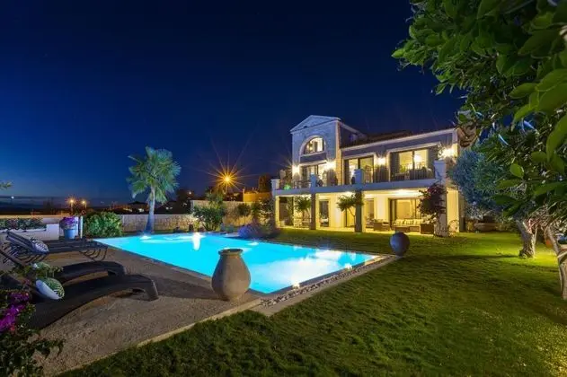 Deluxe Villa - 7, Deniz ve Havuz Manzaralı
