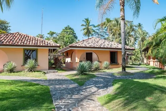 Garden View villa