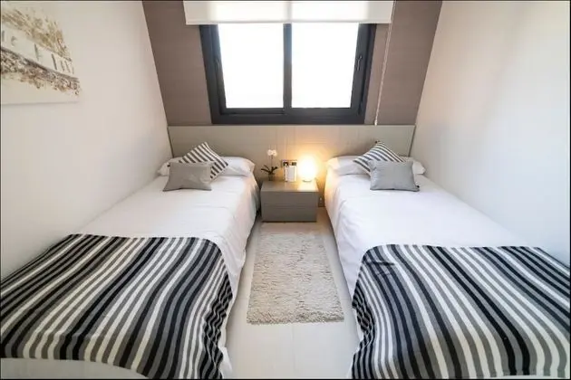 Apart Daire, 2 Yatak Odası, Deniz Manzaralı (4)