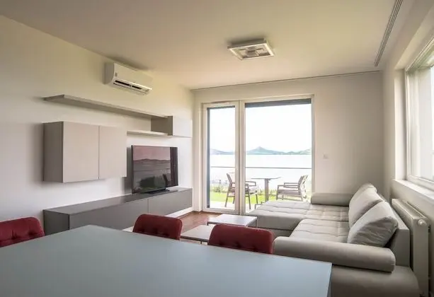 Superior Apart Daire, 2 Yatak Odası, Sigara İçilmez, Kısmi Göl Manzaralı