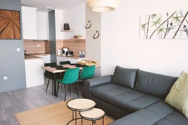 Traditional Apart Daire