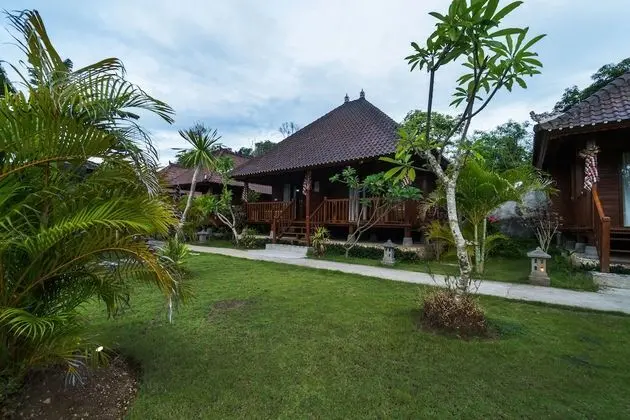2 Bed Rooms with connecting door