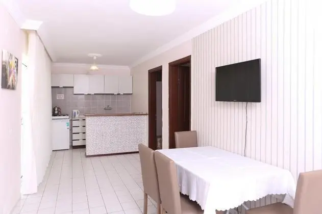 Daire-İki Yatak Odalı, Deniz veya Bahçe Manzaralı