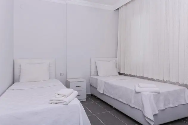 Iki Yatak Odalı Deluxe Suite, Deniz veya Bahçe Manzaralı