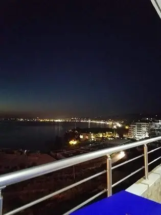 Üç Kişilik Oda, Dağ Manzaralı