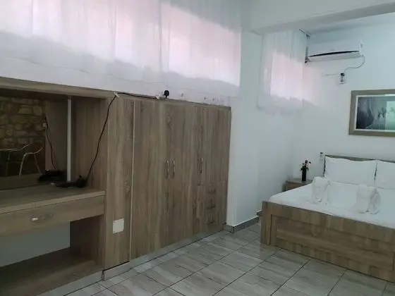 Tek Büyük Yataklı Oda