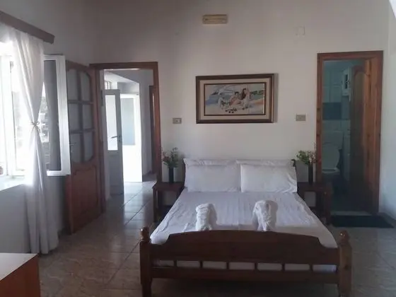 Tek Büyük Yataklı Oda