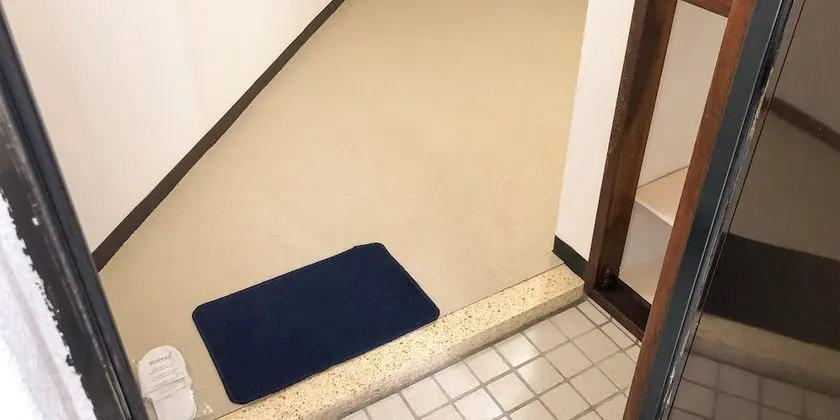 Oda, Sigara İçilmez (Japanese Western style, 2nd floor)