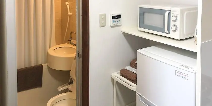 Oda, Sigara İçilmez (Japanese Western style, 2nd floor)